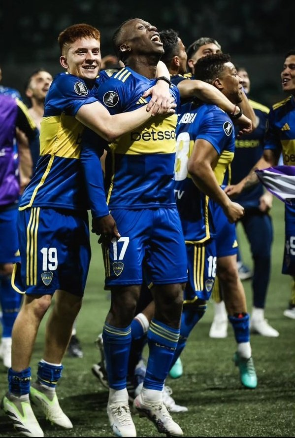 Advíncula y Barco