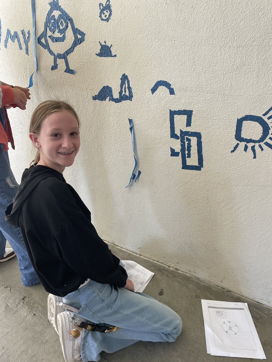 When you plan to twin with your student because although the pads did not make the playoffs, this is still the spirit we like to see! ⚾️ #WeAreVIDA <a href="/VIDASHARKS/">VIDA (6-8 Magnet)</a>