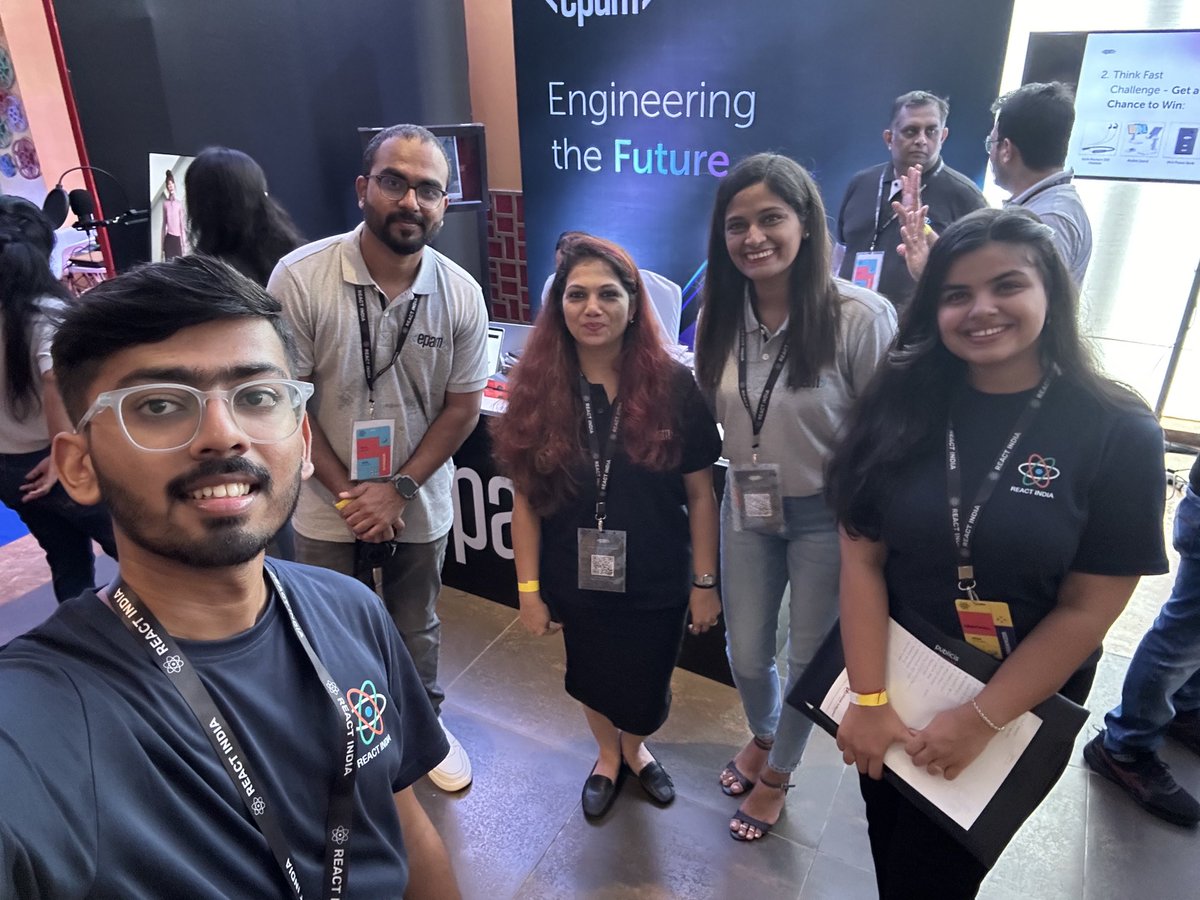 rohan_2502's tweet image. ⁦@react_india⁩ with ⁦@EPAM_India⁩ Team 🚀

#reactindia2023