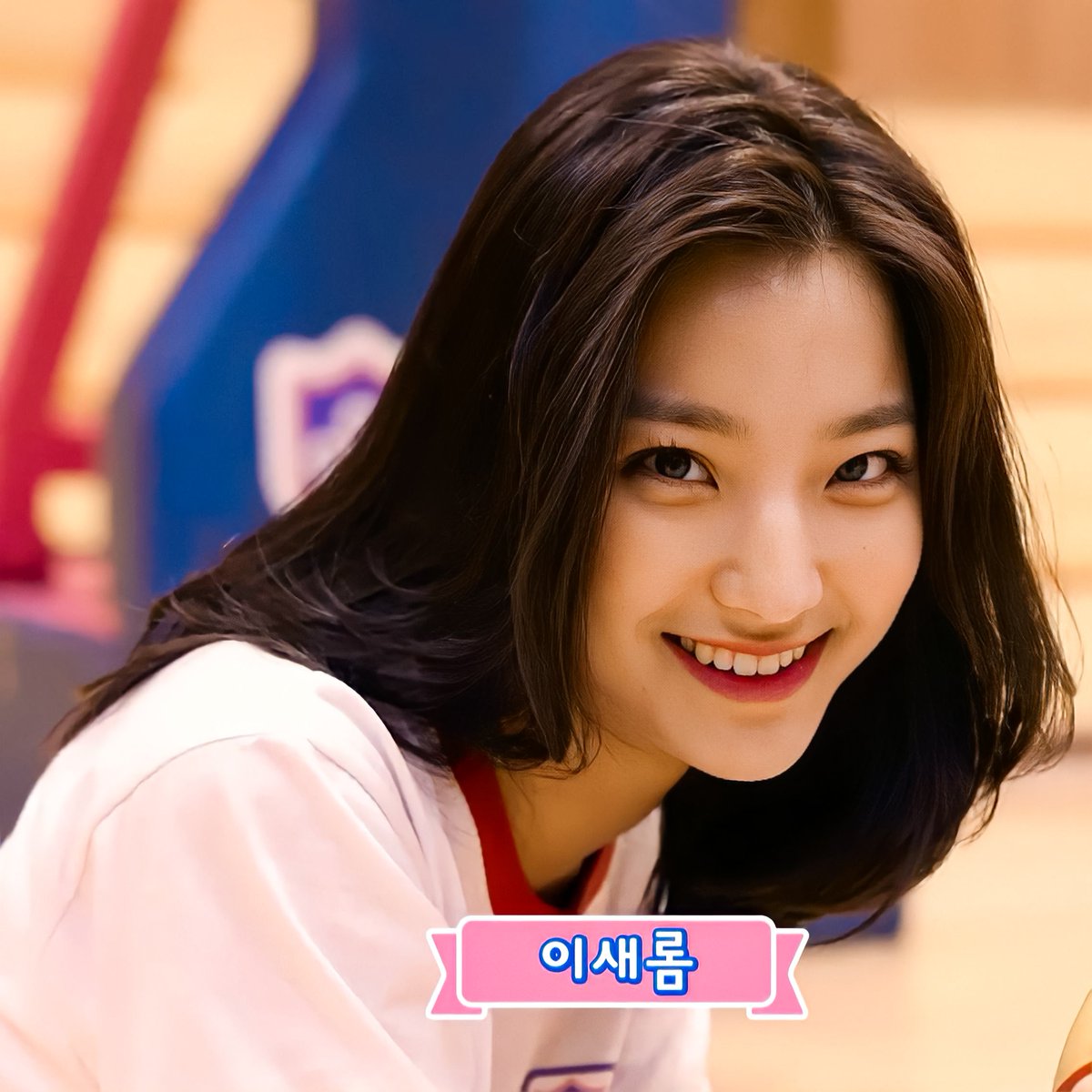 Halujee1's tweet photo. Lee Saerom fromis_9 hq🖤

Just a screenshot..

@realfromis_9 @fromis9_japan
#이새롬 #새롬 #LeeSaerom #Saerom #fromis_9 #프로미스나인 #kpop  

Note: it's free to save👌🏻 https://t.co/73ubuJe39g