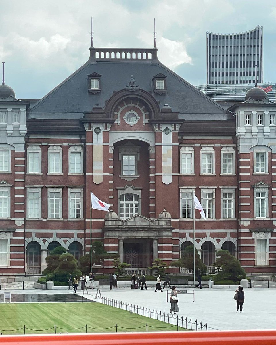 nony3789's tweet photo. 王道の東京観光③
オープントップバスからの景色
上見て、右見て、左見て
耳は全力で説明聞いて、首から上がフル稼働
忙しかった1時間😆😆
#ゴルフ #女子 #ゴルフガール #ゴルフ #ゴルフ #ゴルフ愛好家 #ゴルフ初心者 #ゴルフスイング https://t.co/KD36QIwkUG