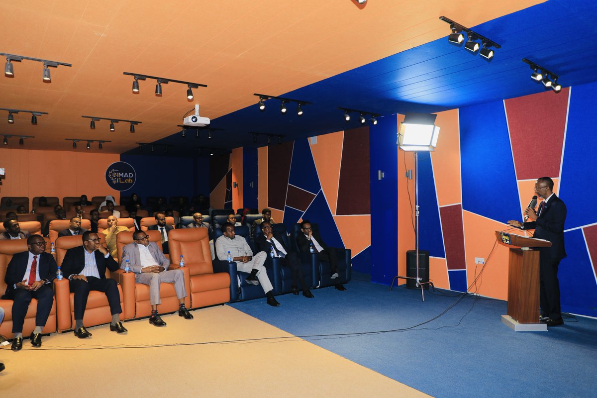 SIMADiLab's tweet photo. A historic moment for Somalia’s innovation ecosystem as we unveiled another upgrade for SIMAD iLab. The new executive arena targets all ecosystem stakeholders to collaborate on youth and job opportunities. We introduced an innovation theater, a dedicated space for startups and MSMEs, and a well-equipped corner for private sector leaders and civil servants.

We’re grateful to the presence of our esteemed guests including H.E. Farah Sheikh Abdulkadir, the Minister of Education, Culture, and Higher Education. Your presence is appreciated.
