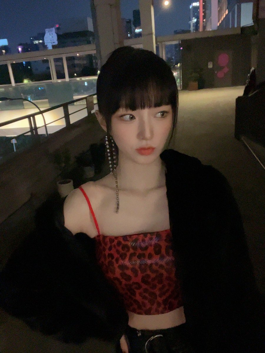 CUBE_LIGHTSUM's tweet photo. [#주현] Honey or Spice 기대되는 사람 손~~~ 🙌 https://t.co/oDTfB3oqXz