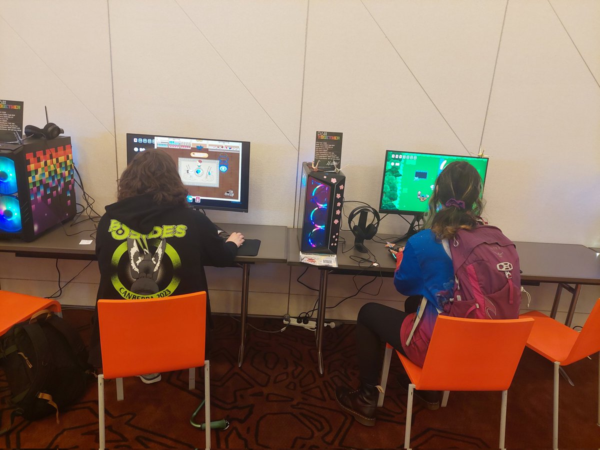 Card Retrieve tweet media