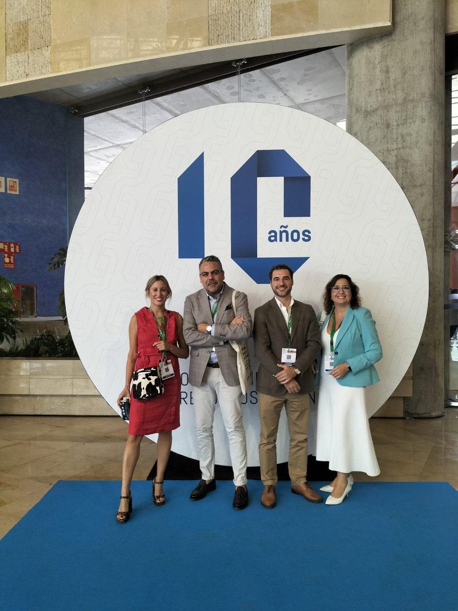 GrupoCastilla's tweet photo. #EVENTO:🎉¡Felices de estar en el I Congreso de RRHH @ForHumRRHH en el Palacio de Ferias y Congresos de #Málaga! Además, ayer pudimos disfrutar de la entrega de premios 🔝

https://t.co/zvOWOOJbDE

#SomosGrupoCastilla #foRHum https://t.co/irOXBmu5HA