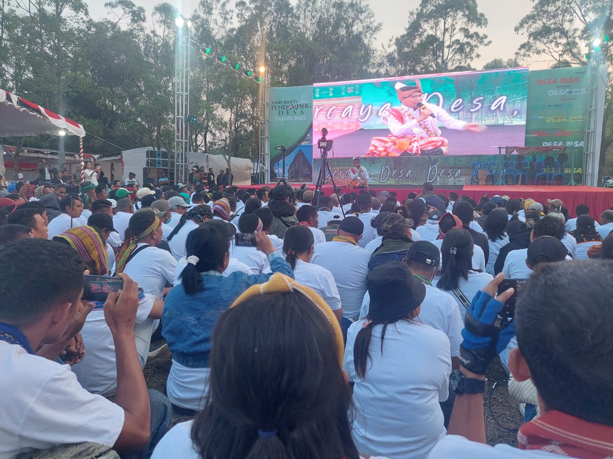 #HariBhaktiPendampingDesa 
<a href="/jokowi/">Joko Widodo</a> <a href="/halimiskandarnu/">ABDUL HALIM ISKANDAR</a> @kemendespdtt <a href="/imansyukri/">Iman Sukri</a> <a href="/malik_haramain/">malikharamain</a> <a href="/taufikmadjid71/">IG : taufik.madjid</a> <a href="/azzameldzikrie/">#SantriIndonesia</a> <a href="/tppkemendes/">TPP KEMENDES</a> <a href="/TPPBali/">TPP Bali</a>