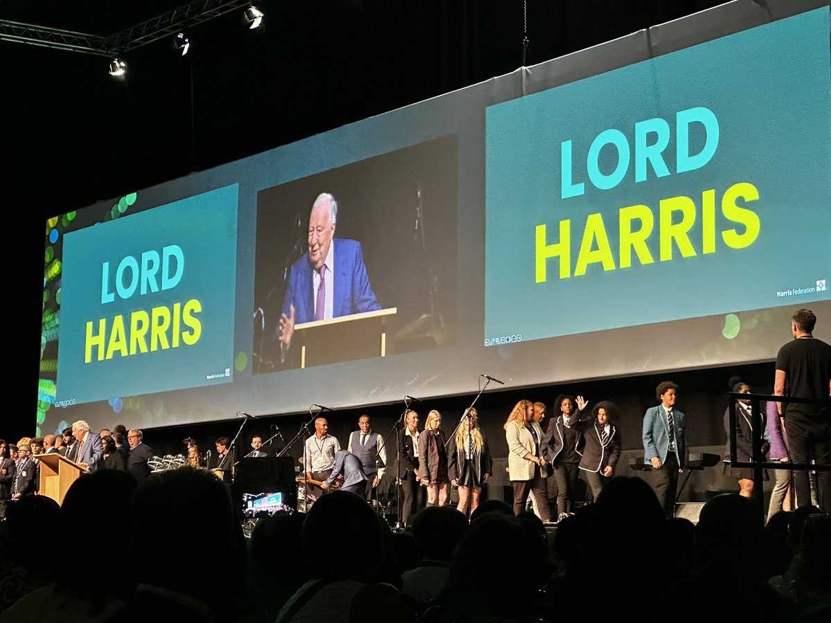 PeckhamAcademy's tweet photo. Our sponsor Lord Harris #hftogether https://t.co/9WPNq9bNjv