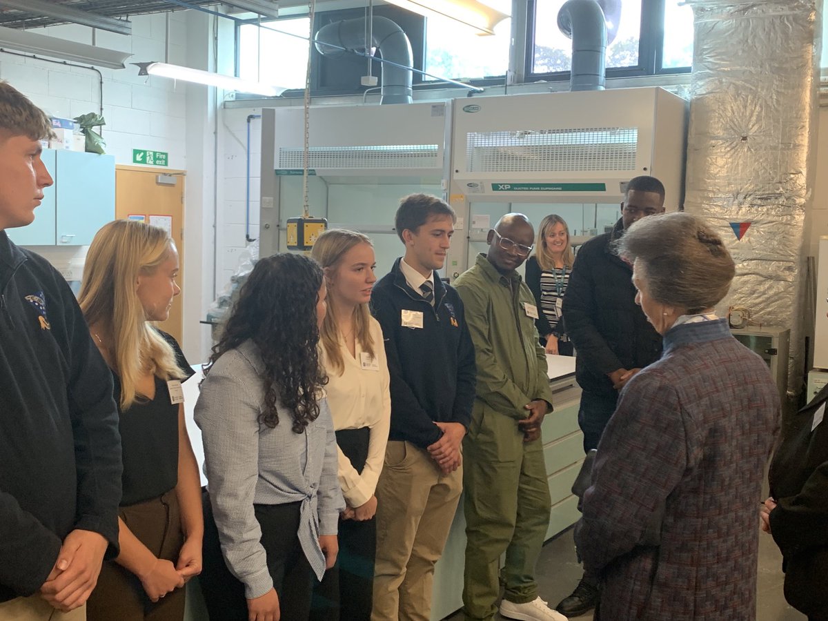 LLCornwall tweet media