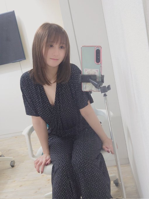 1日で自撮り170枚超えたの生きてて初めてだったヨ🫠🫠(ファンティア用) https://t.co/IGEiggKz1Y