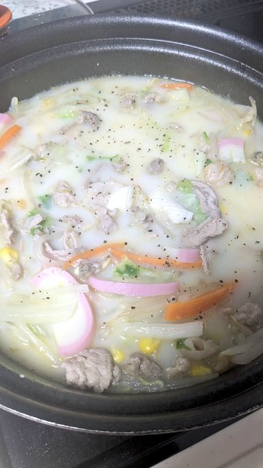 ちゃんぽんのスープできました♥
あったまるぞー 