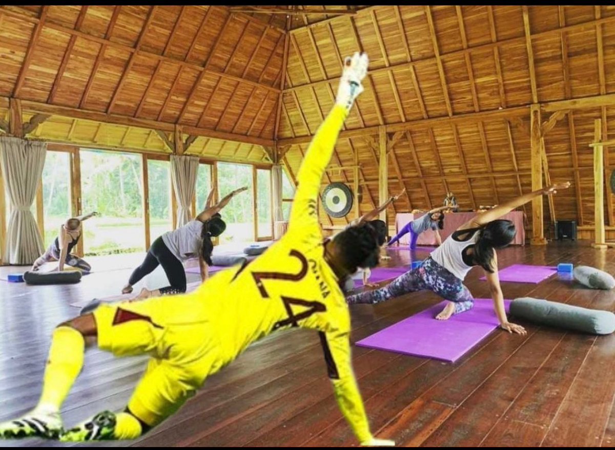 Yoga Onana