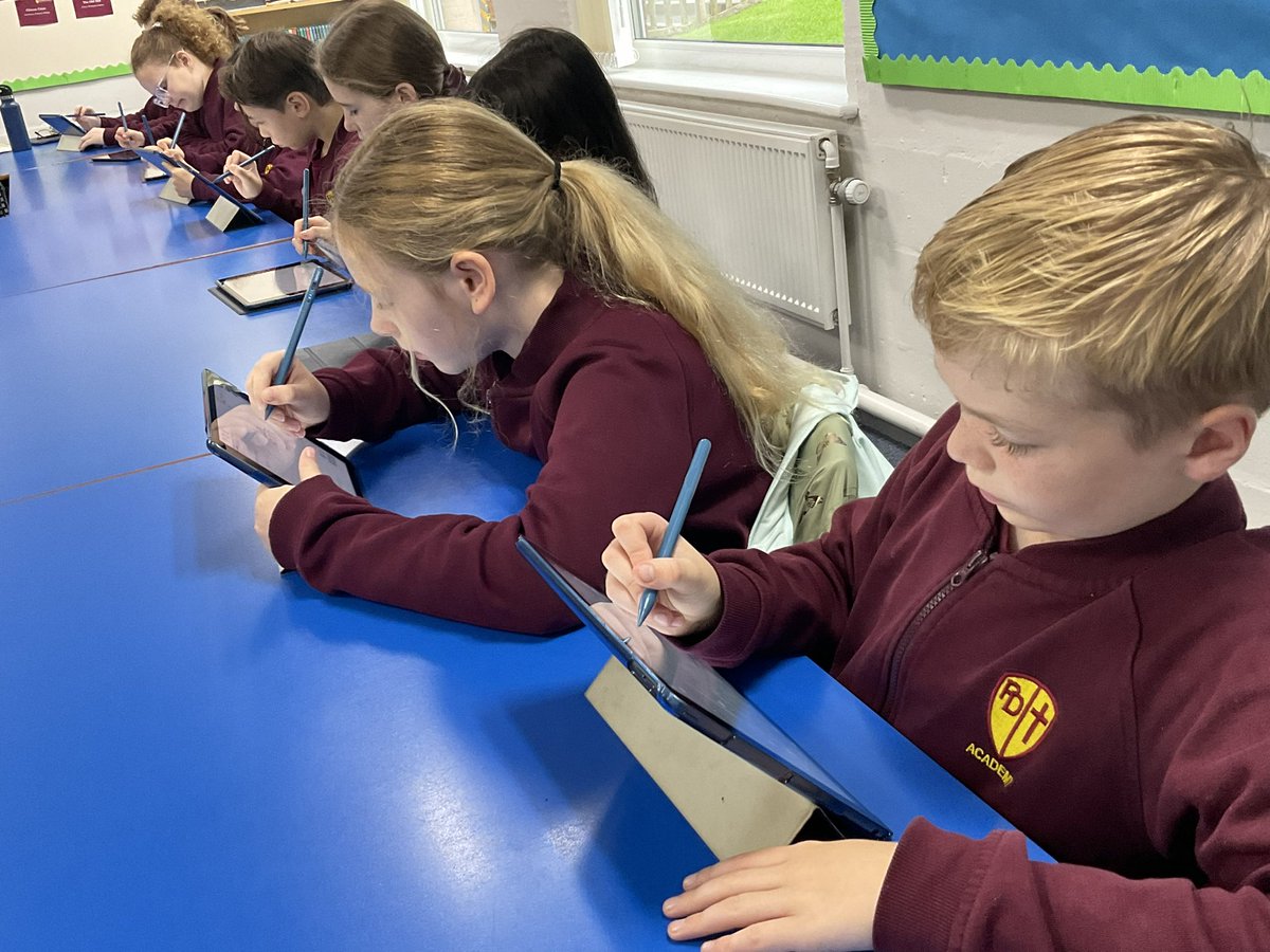 PDA_Y6's tweet image. Great learning with a new app we are trialing @MagmaMath . Looking forward to getting to grips with it in the coming days. #pdamaths