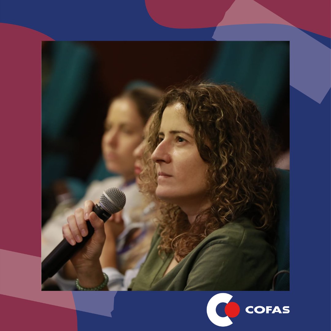 iCOFAS's tweet photo. Joaquín García Rodríguez, Director de Banca Partner Noroeste @bankinter nos han enseñado las similitudes y oportunidades de la banca y la farmacia
#COFASYoung2023
#SienteCOFAS https://t.co/IUduFMynmj