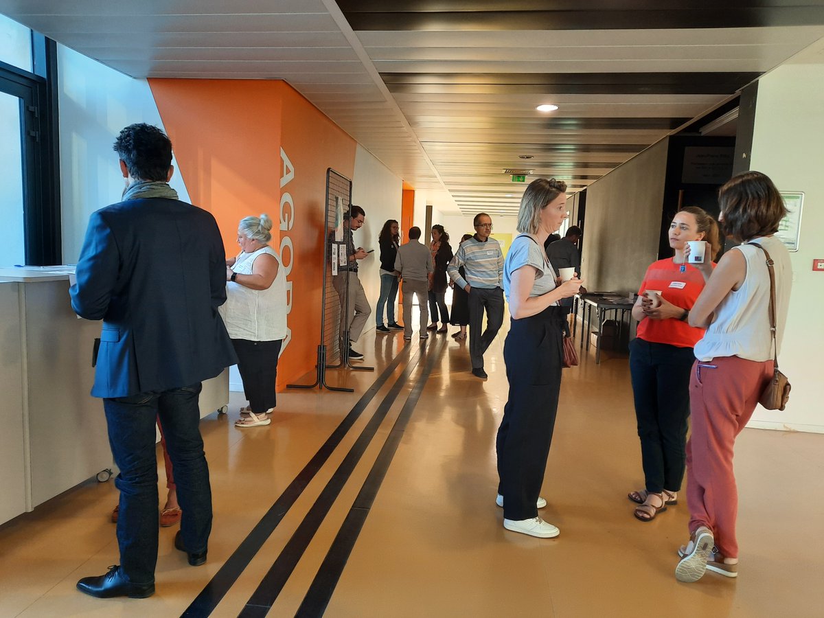 ENSIACET's tweet photo. ✨La matinée a été studieuse pour cette Première Journée Occitane du Biomimétisme
📸Retour en image
#bioinspiration #innovation #recherche #bioressources #santé #habitat #énergie
@ADOCC_ @toulouseinp https://t.co/iwuvdfoIDd