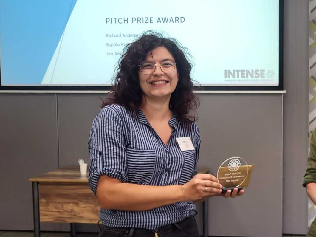CSN lab UvA (@cogsysneurosci) on Twitter photo Congratulations to PhD Student @MedinaHusic_ from the <a href="/CogSysNeuroSci/">CSN lab UvA</a> group for her outstanding achievement! She clinched the poster pitch prize at the <a href="/INTENSEproject2/">INTENSE project</a> annual plenary meeting, where she showcased her work on developing a mouse model on visual hemineglect! Congratulations to PhD Student @MedinaHusic_ from the <a href="/CogSysNeuroSci/">CSN lab UvA</a> group for her outstanding achievement! She clinched the poster pitch prize at the <a href="/INTENSEproject2/">INTENSE project</a> annual plenary meeting, where she showcased her work on developing a mouse model on visual hemineglect!
