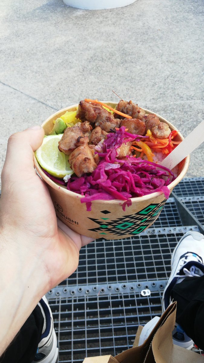 Satan_Boucanes's tweet image. En pleine déconstruction la team #healthy #focus #printf