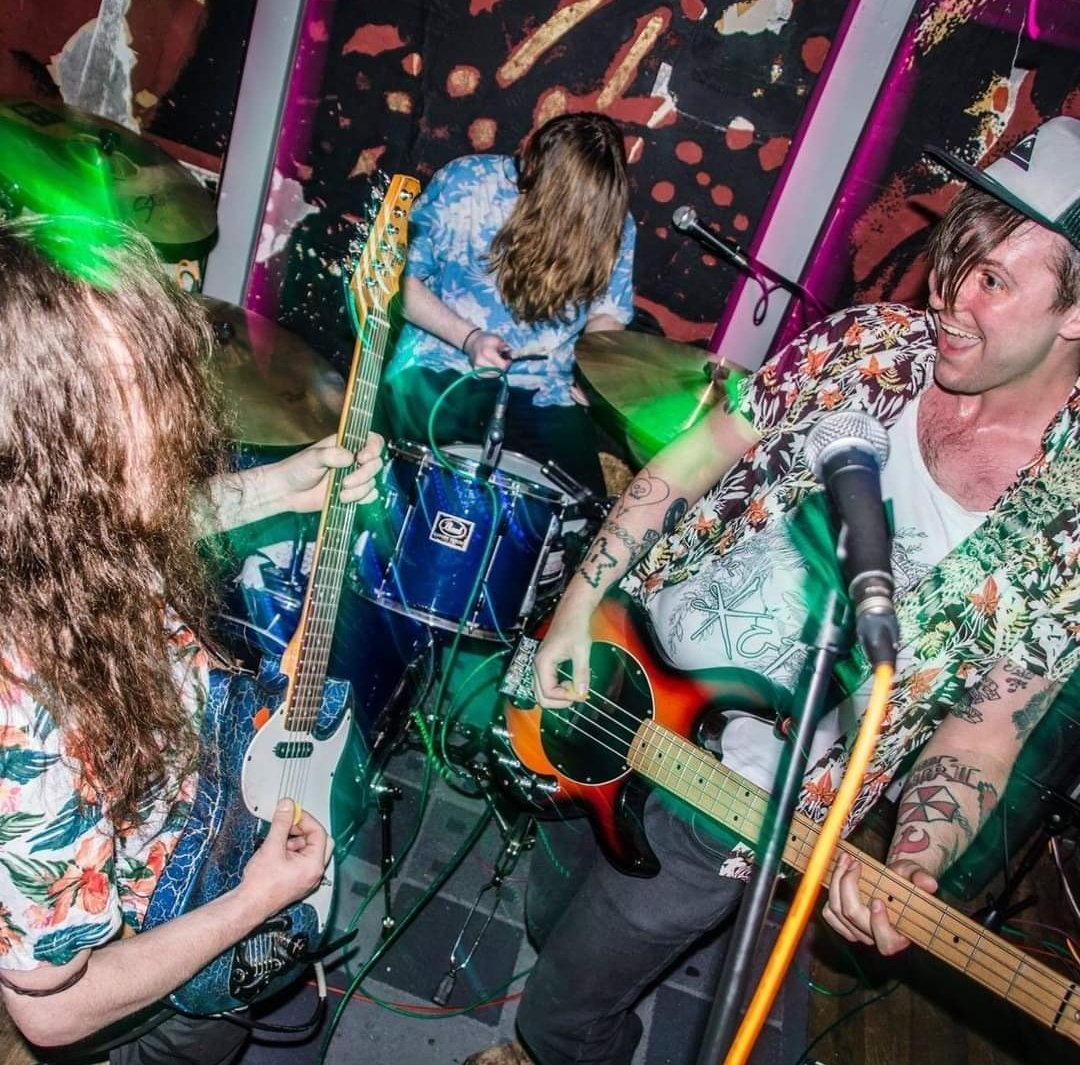 Cornfield Chase (@cfchasemusic) on Twitter photo Our single is launched tomorrow!
Join us, <a href="/PilotsVoodoo/">Voodoo Pilots</a> and <a href="/LHOSUK/">LittleHandsOfSilver</a> for a scorching hot night of live rock music at McQs at Coadys Bar Dunfermline to celebrate. 7pm start and is a mere ยฃ8 on the door only. 
Do the weekend right in the Kingdom of Fife ๐ Our single is launched tomorrow!
Join us, <a href="/PilotsVoodoo/">Voodoo Pilots</a> and <a href="/LHOSUK/">LittleHandsOfSilver</a> for a scorching hot night of live rock music at McQs at Coadys Bar Dunfermline to celebrate. 7pm start and is a mere ยฃ8 on the door only. 
Do the weekend right in the Kingdom of Fife ๐