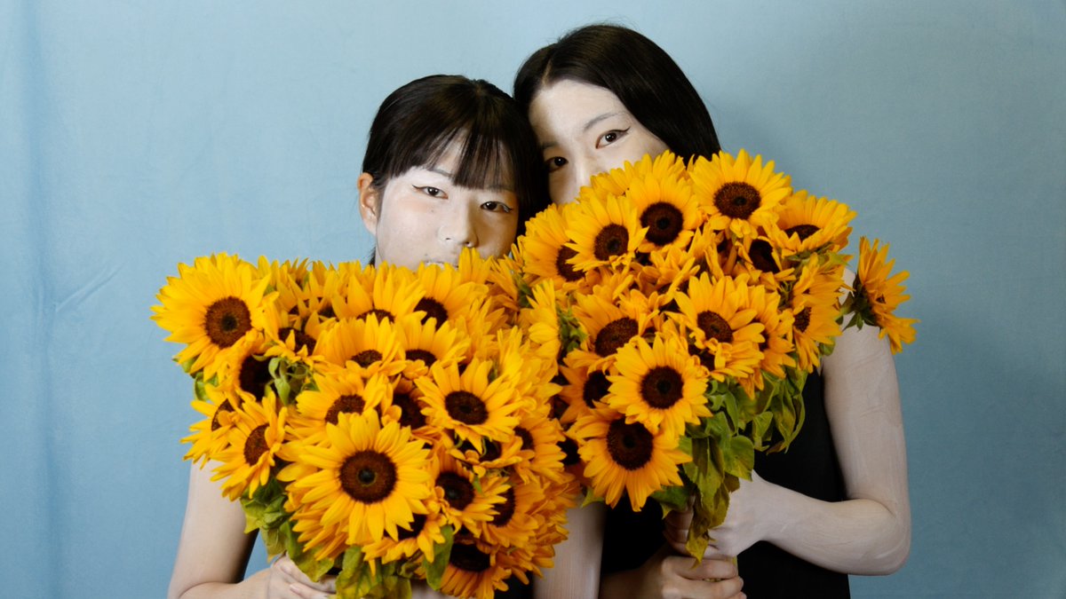 Our NEW DISTRIBUTION PROGRAMME is out!
42 new acquisitions from our 2023 competitions: prize winners, music videos, children's films, and much more. Details and excerpts of all films are now online - feel free to browse!
shorturl.at/eiDKS
Still GANKYU NO HITO, Yuri Muraoka