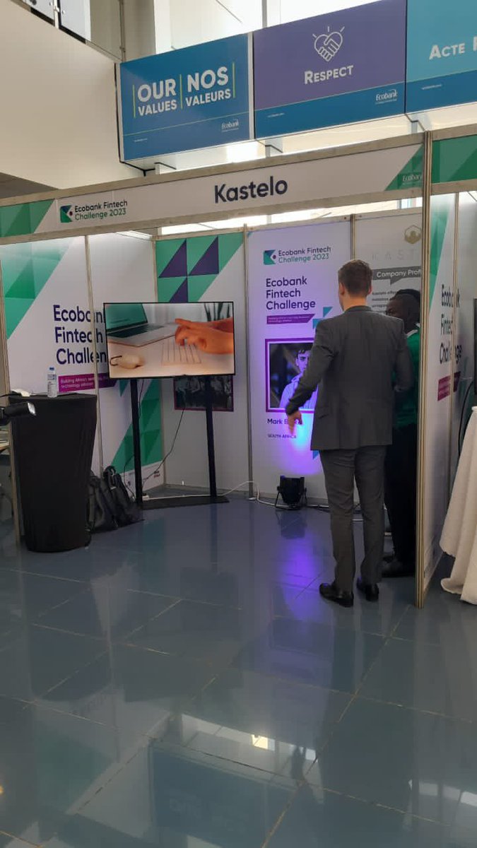 osj_gh's tweet image. #fintechchallenge finalists prepping up #ecobank #FinancialFreedom