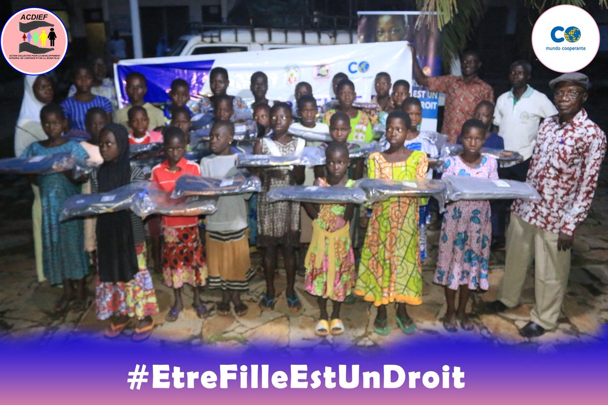 acdief's tweet photo. PROJET ÊTRE FILLE EST UN DROIT (Assistance aux Jeunes Filles en milieu scolaire pour la Lutte Contre le Mariage Précoce)
Remise de Kits scolaires aux jeunes filles de la commune Sotouboua 2
Merci à notre partenaire @mundocooperante
#Acdief #MundoCooperante #EtreFilleEstUnDroit https://t.co/6AJDjppwkH