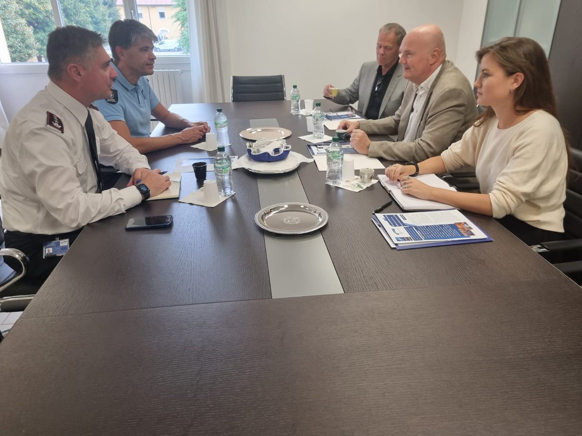 An inspiring meeting w/ a Joint Investigation forensic  🇳🇱@Mareschaussee @IntlCrimCourt team, w/ discussions about #StabilityPolicing & #HumanSecurity.  What we shared will shape the future of #StabilityPolicing in #ProtectionOfCivilians, in harmony w/ the #Alliance set of values