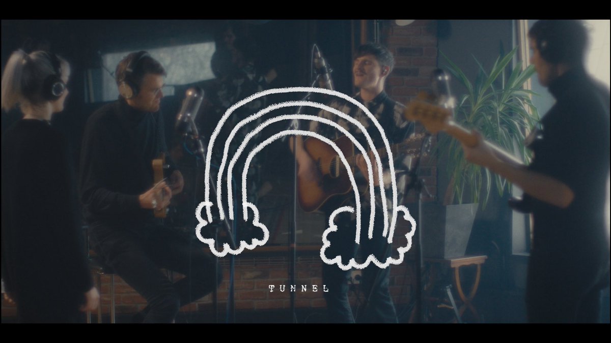 Back at « enjoying the view » through a van window for a month starting tomorrow! 
A week in 🇩🇪 with @birdsinrow and then 🇬🇧 🇧🇪 🇱🇺 🇳🇱 &amp; 🇫🇷 doing both the band and my solo sets 😰
Please show up!

Third and last song from the Apiary Live Session coming next Wednesday……..🙀