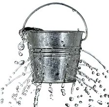 穴の空いたバケツリレー

コレがわかってないとリストマーケティングは確実に失敗します。

「トラフィック変換」

という言葉を聞いたことありますか？

リストマーケティングでは、

SNSや広告でリード獲得
↓
（LP）
↓
メルマガやLINEにリストイン
↓
教育コンテンツ視聴
↓
セミナー
↓