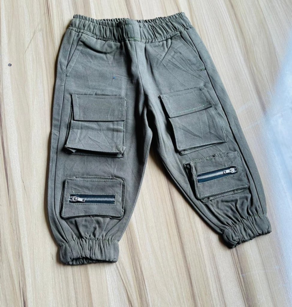 TheHalal_Brand's tweet image. I take God beg you, repost this when you see it 🙏

DISCOUNT SALES!!

All shirts, pants, hoodies and joggers are #6000 till next week.

Location is Ibadan.
Delivery Nationwide.
Dm is open.

Retweets are appreciated
WhatsApp: 08146708654