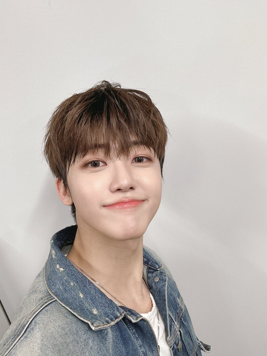 archivesnjm's tweet photo. jaemin selfies >~< https://t.co/p6WYKmOOrK
