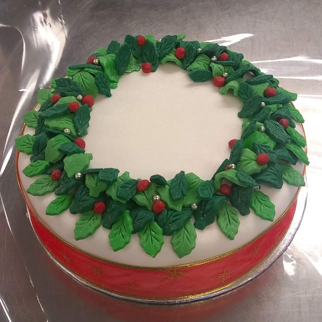Pre-order a fully iced, hand decorated, Brandy-fed Christmas cake made by the Billy's Team by 5th November for collection a few days before Christmas.

Price £35 per cake with £10 deposit. To order, email info@billysonthebeach.co.uk or pop into the restaurant.

#ChristmasCake