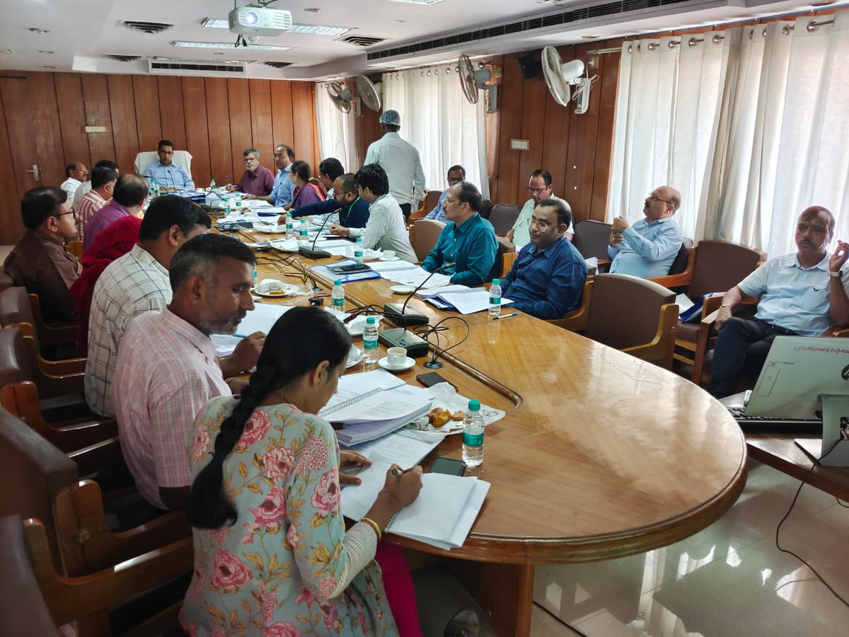 sandtdepartment's tweet photo. 115th meeting of the executive committee of CSTUP was conducted under the chairmanship of Shri. Narendra Bhoosan, Principal Secretary, Department of Science and Technology. A total of 109 research projects were sanctioned in this meeting along with a number of other programmes. https://t.co/D6oo0qZeGn
