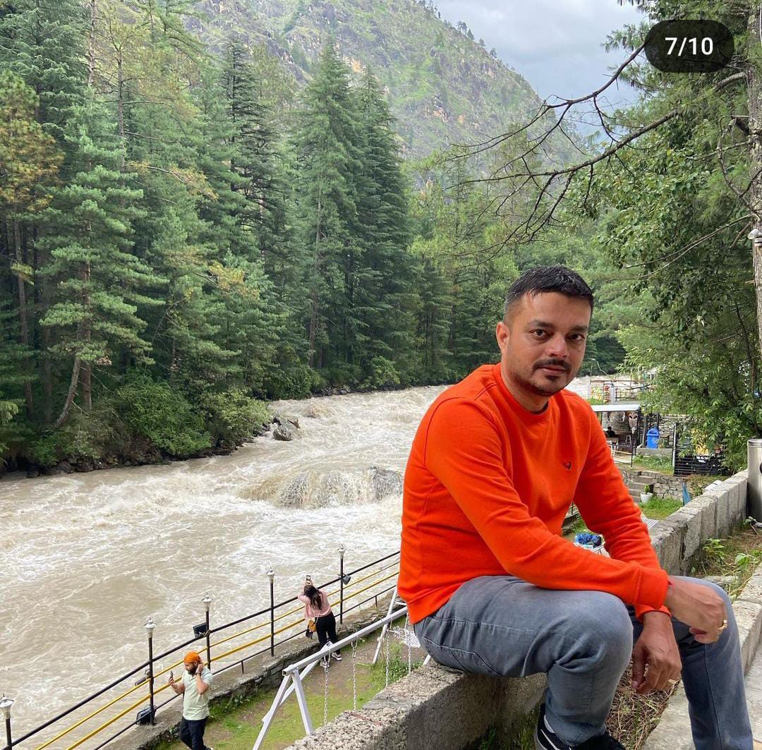 Wishing you good health and happiness as you complete another trip around the sun..
Happy birthday

#SVGRYB
#Happybirthdaykaushalbhai
<a href="/ikaushaldave/">Kaushal Dave</a>
<a href="/sanghaviharsh/">Harsh Sanghavi</a>
<a href="/CMOGuj/">CMO Gujarat</a>