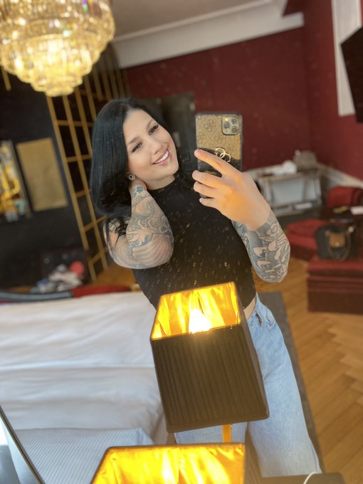 GuMo 💖 https://t.co/gKhKuax6Kw<a href="/tag/friends"class="tags"><span>#friends</span></a><a href="/tag/content"class="tags"><span>#content</span></a>