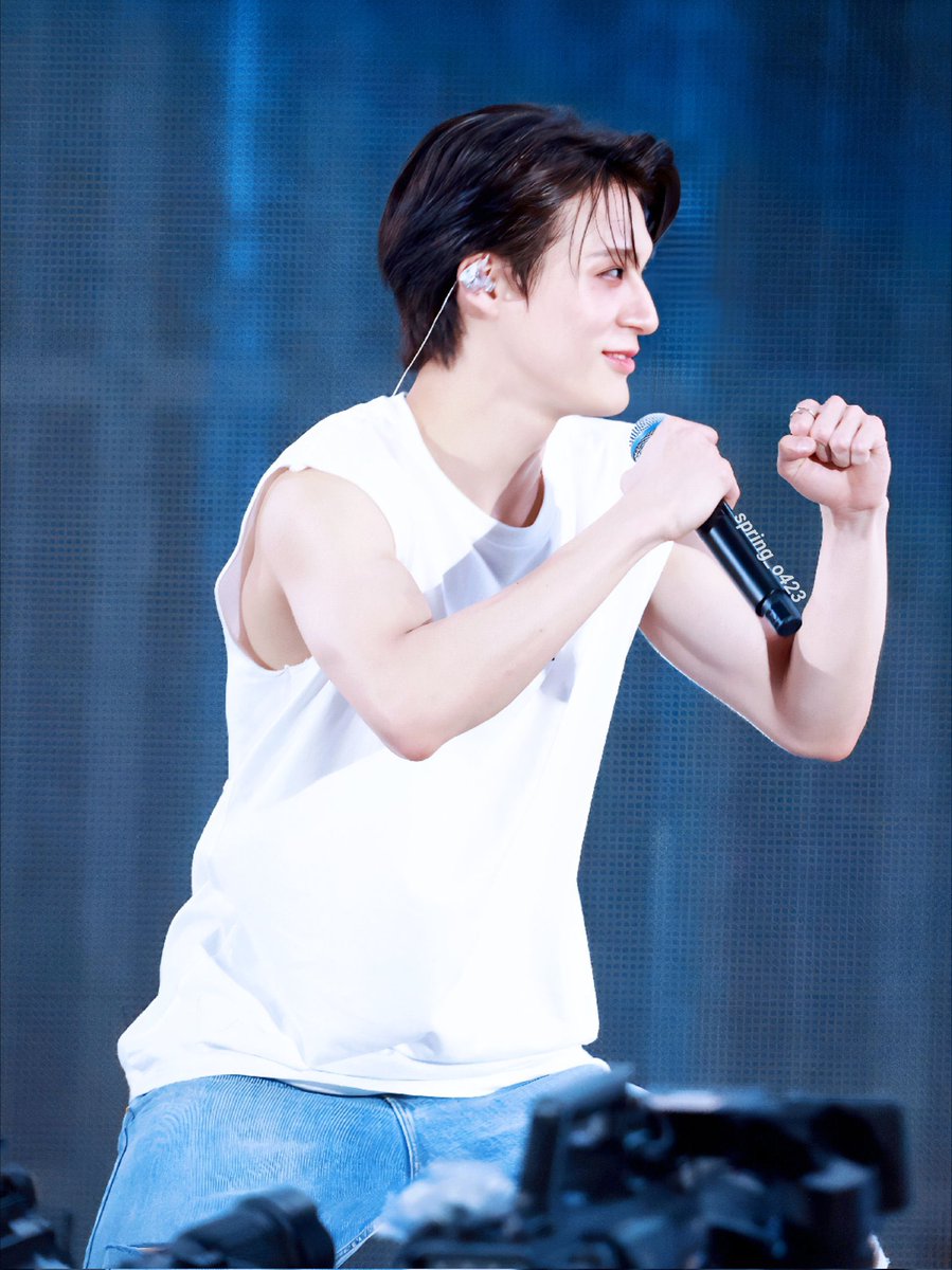 JenoFess's tweet photo. Semua warga disini ayo vote dan tap tap JENO ya 😠😤 👊 -jn
https://t.co/UaLHAy0HvC