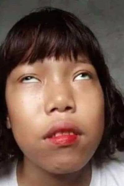 heyitsvicy's tweet photo. Tangina, hirap mag pick up line sayo https://t.co/U5CJD5o0gM