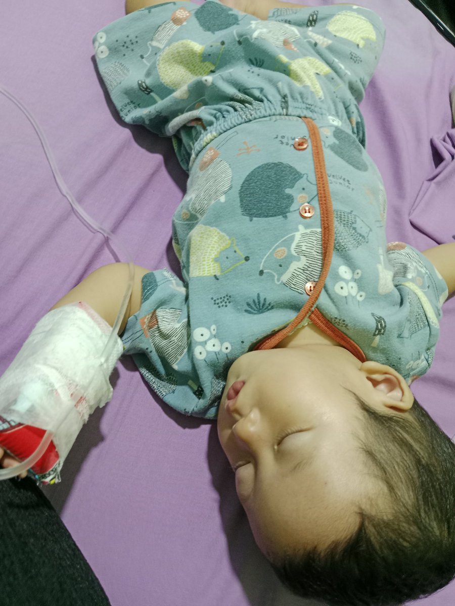 mariadinnata's tweet photo. Sehat yuk sehat ya nak ☹️ https://t.co/qW0Z5965cz