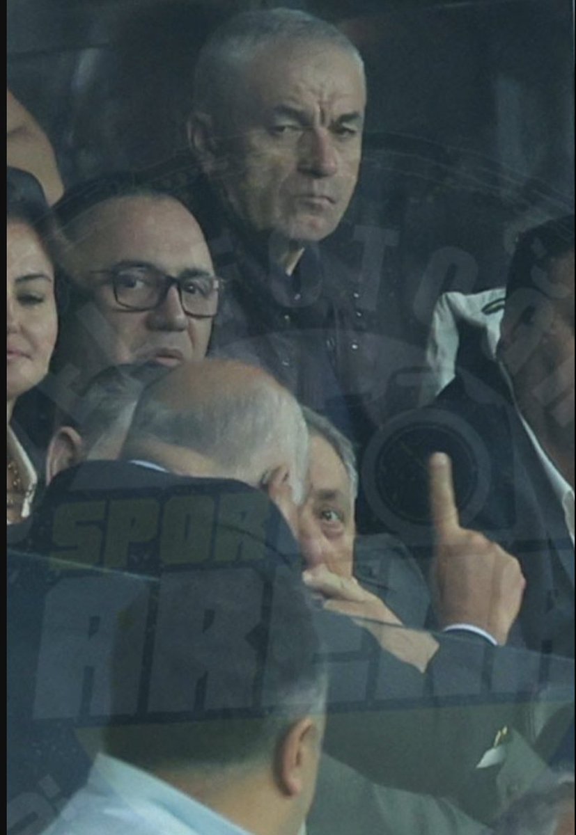 Ö.Ö (@ozgurbjk) on Twitter photo 