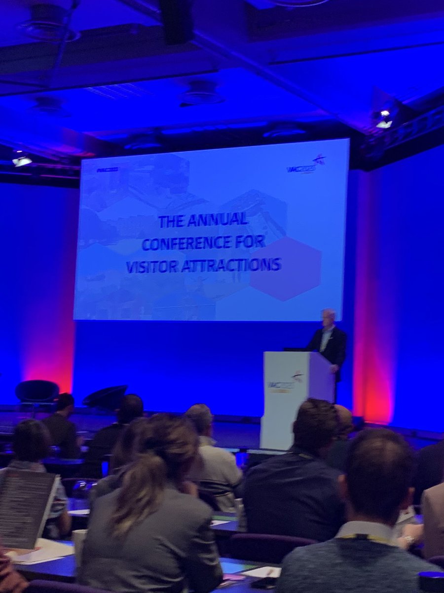 Fab to catch up with <a href="/rachmackay/">Rachel Mackay</a>, <a href="/IamPaulWhiting/">Paul Whiting</a>  &amp; finally meet @TheChiefCheese @David_Hingley &amp; <a href="/bernarddonoghue/">Bernard Donoghue</a> #VAC2023