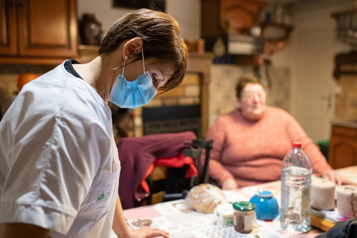 Aujourd'hui, c'est la Journée Nationale des Aidants, une occasion spéciale pour mettre en lumière ces personnes dévouées.

L'ADMR exprime sa gratitude envers les aidants qui se tiennent aux côtés des personnes aidées au quotidien, ainsi que de nos équipes dévouées ! 🙏
#JNA2023