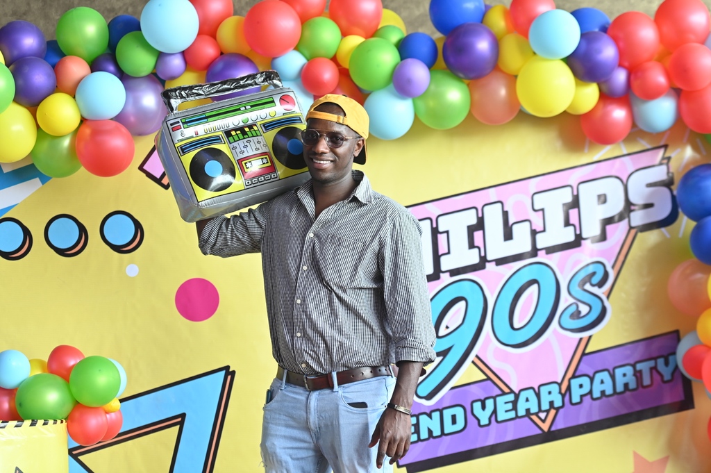 wearestawi's tweet image. Philips' 90s throwback was a total hit in 2021! From groovy photo challenges to an epic Lip Sync Battle, we 100% reveled in the joy of nostalgia and great times. 
#stawiexceptionalexperiences #exceptionalexperiences #createtheexceptional