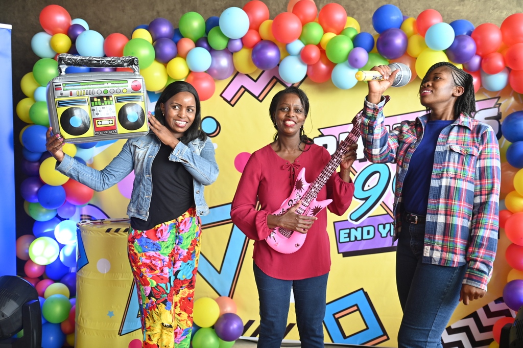 wearestawi's tweet image. Philips' 90s throwback was a total hit in 2021! From groovy photo challenges to an epic Lip Sync Battle, we 100% reveled in the joy of nostalgia and great times. 
#stawiexceptionalexperiences #exceptionalexperiences #createtheexceptional