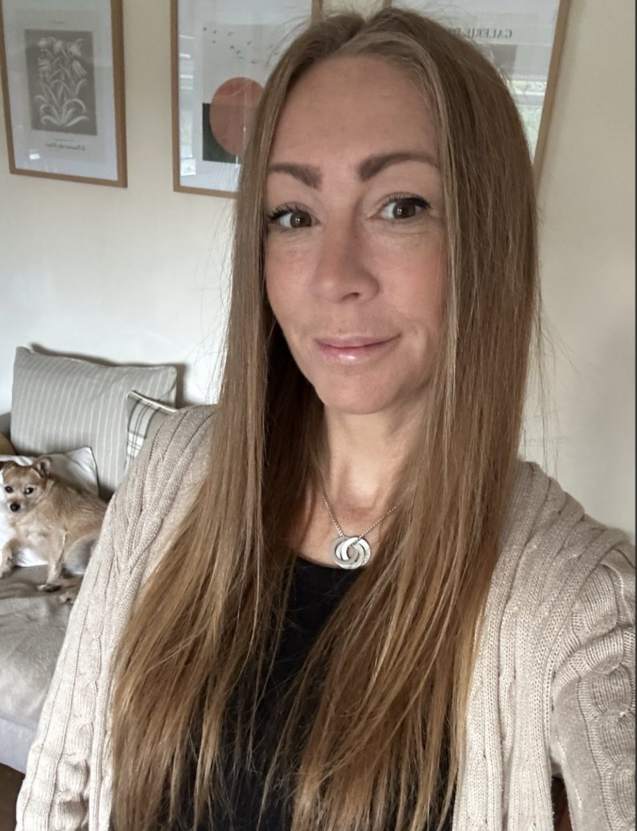 Pops__o's tweet image. It’s good morning from me, and good morning from her and her spectacular side eye