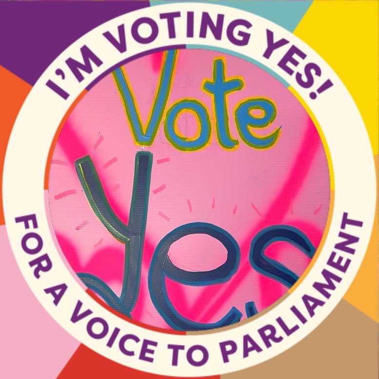 andrewfjp's tweet image. Classic bookshelf, the books 😂😂

And seriously you bought Tony Abbott or he did a takeaway coffee🙄

In a cup, that doesn’t breakdown for years 

What an environmental disaster 

Get #keepcups

Oh

Ironically Tony Abbott couldn’t throw this away either

2013 Tony #VoteYes23