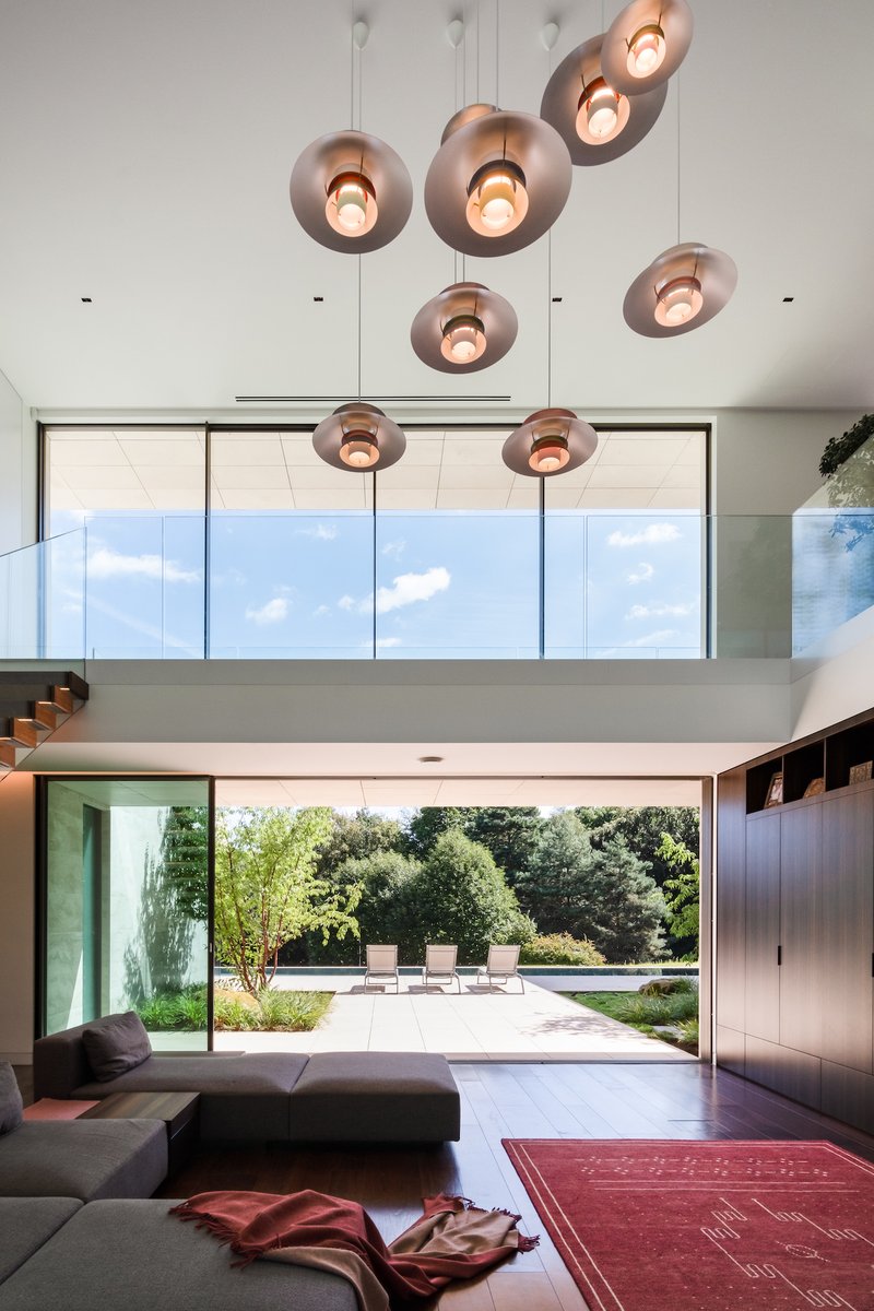 tyearchitects's tweet image. Take a dip in style with the luxurious new build in Kent! 🏊‍♀️

#tyearchitects #homeswithpools #luxurypool #RIBA #granddesigns #buildit