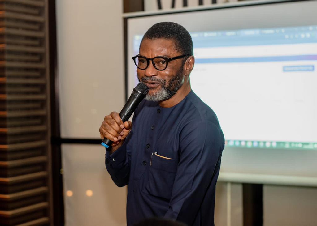 FrankNwekeII's tweet photo. Last Sunday at the launch of our payment gateway - AIRGATE, from @Airvendng.

Well done to @HilpresH and the team who have worked tirelessly to deliver this product.

I also celebrate the achievement of recording the first N1 billion monthly transaction volume in September.

I look forward to celebrating more milestones as a business.

You can follow @HilpresH and @Airvendng for more information.