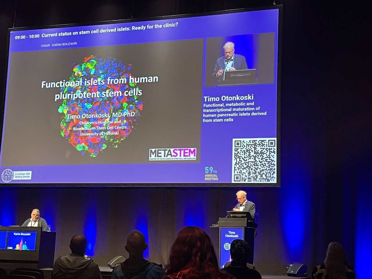 Elizabeth Robertson tweet media