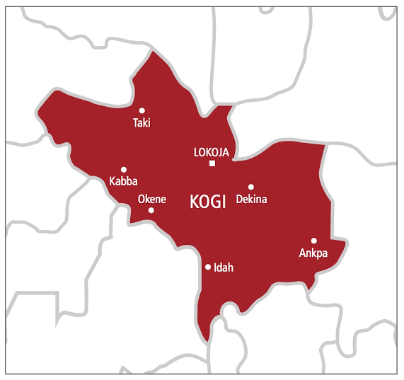 voiceofnigeria's tweet photo. Kogi State youths, represented by the Lugard Youths Development and Empowerment Initiative (LYDEI), present a 4-point charter of demands to the governorship candidates of the 18 political parties participating in the November 11 Governorship Election.#KogiElection #YouthDemands https://t.co/RJAQjjufhn