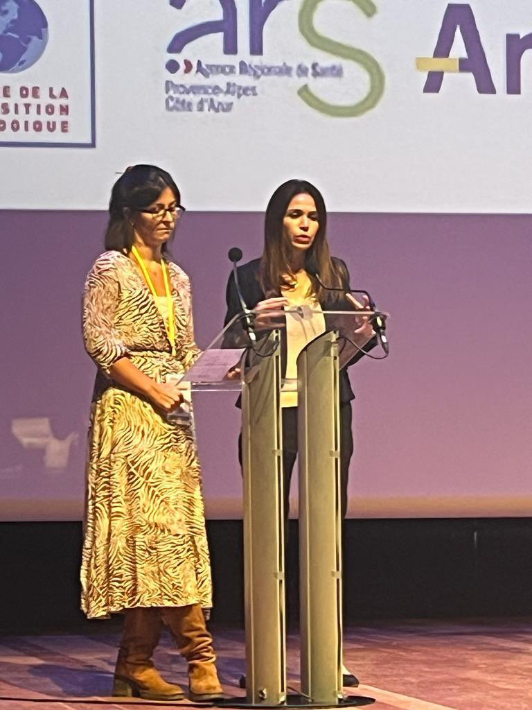 fhf_paca's tweet photo. 📷Retour en image - Séminaire National des Hospitaliers du 5/10/23 : l’intervention de @Florence_Arnoux & Julie Hernandez.
L’occasion de promouvoir les enjeux & actions mises en place à la fois par la FHF #paca et par le réseau régional des #CTEES qui sont étroitement liés. 👏🏻 https://t.co/2zzsMGVzow