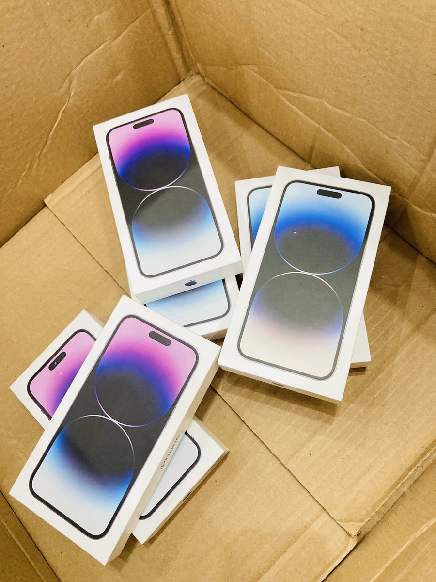 ArenaApple's tweet photo. 14 pro max  256gb 
Physical sim @ ¢13,800

Esim @ ¢11980

Available 

Swapping allowed 
Call/imassage/WhatsApp 0245193414 https://t.co/FtraLK5mJV