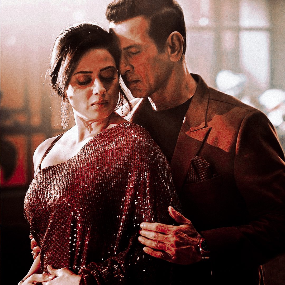 Even after 15 years, not a single ITV pair still can beat this aesthetic chemistry 💕

#RonitRoy #ShwetaTiwari #ShOnit